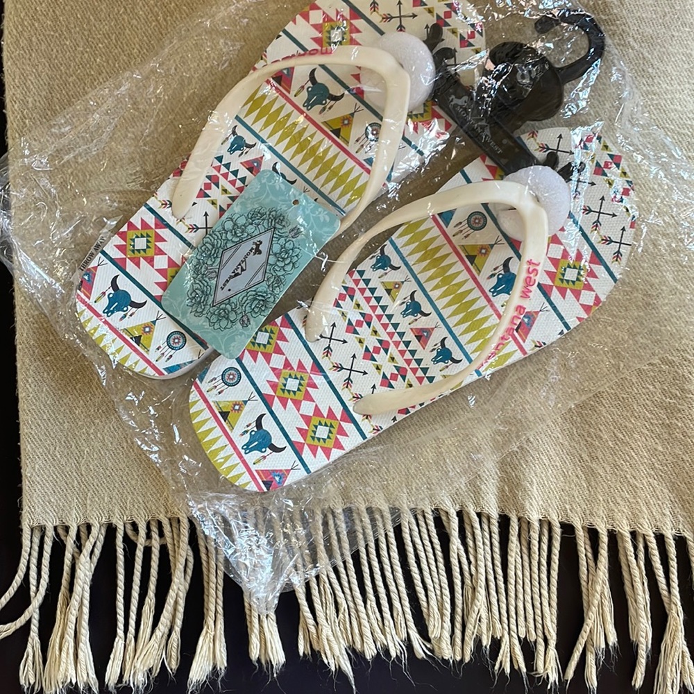 New Southwestern Flip Flops